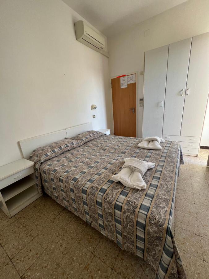 Mehari Hotel Rimini Buitenkant foto