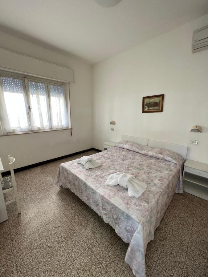 Mehari Hotel Rimini Buitenkant foto